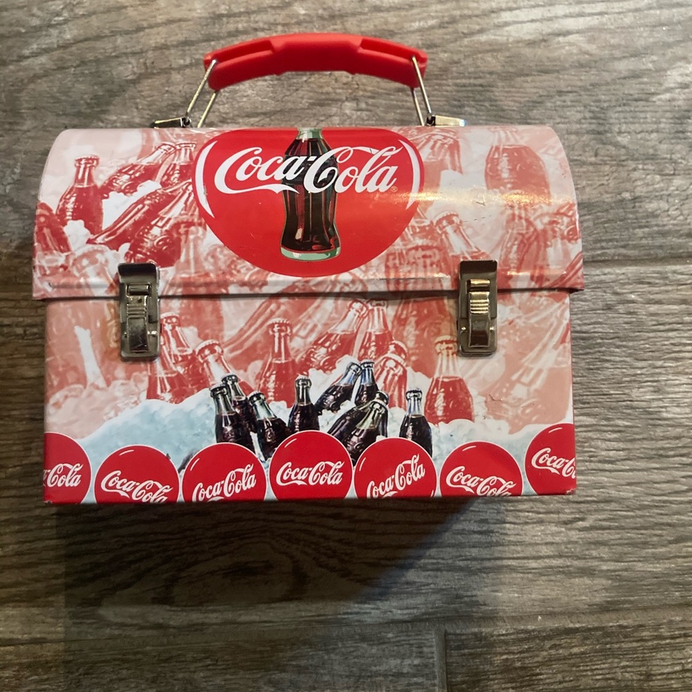 coca-cola tin retro small lunch box collectible